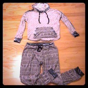 Simply Vera Vera Wang Lounge Set